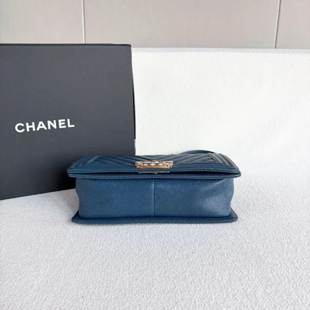 Chanel Women Pre-Loved Bag Very Good Condition